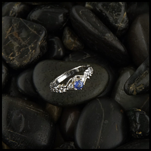 Ceylon Sapphire engagment ring