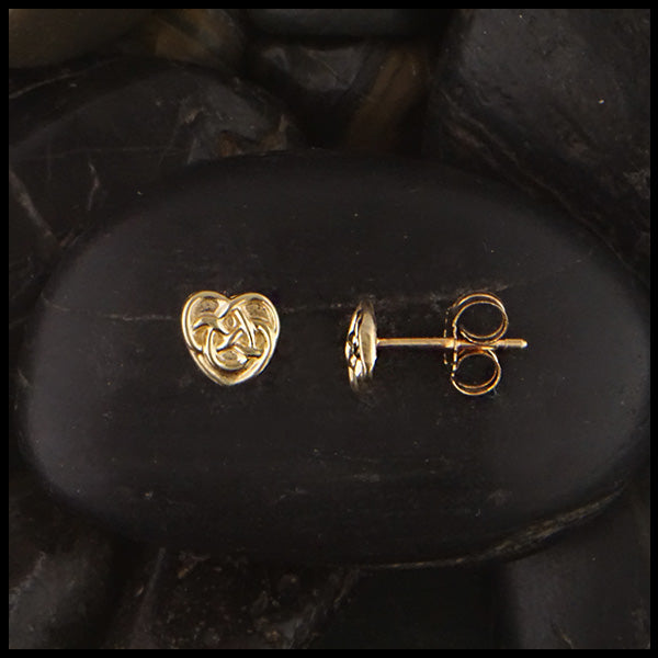 Robin's Heart Post Earrings in gold