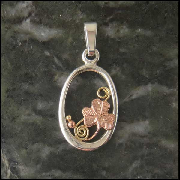 Oval Celtic pendants in Sterling Silver and Gold