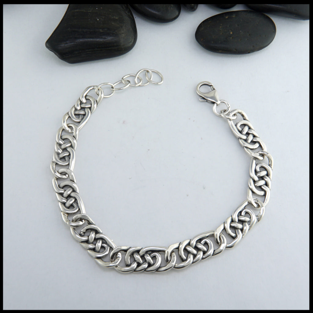 celtic knot bracelet with clasp