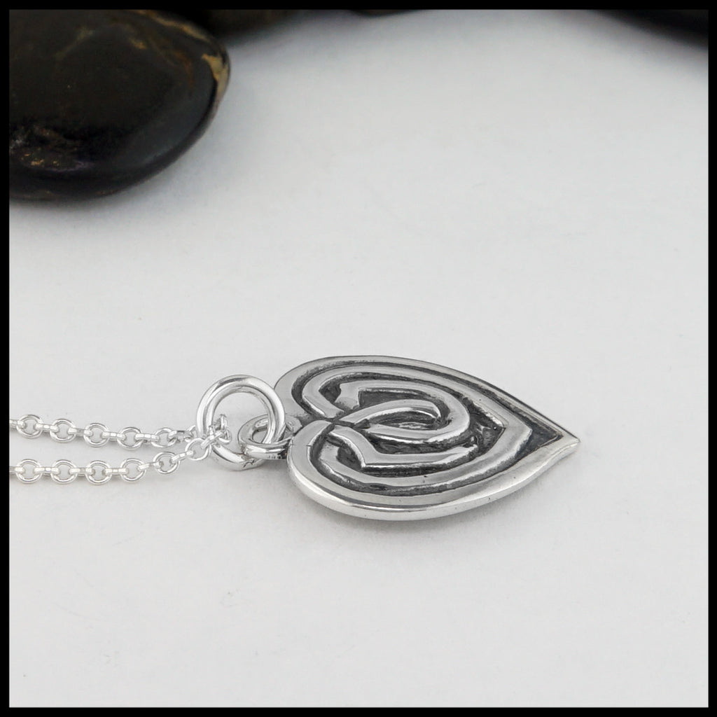 side view of pendant