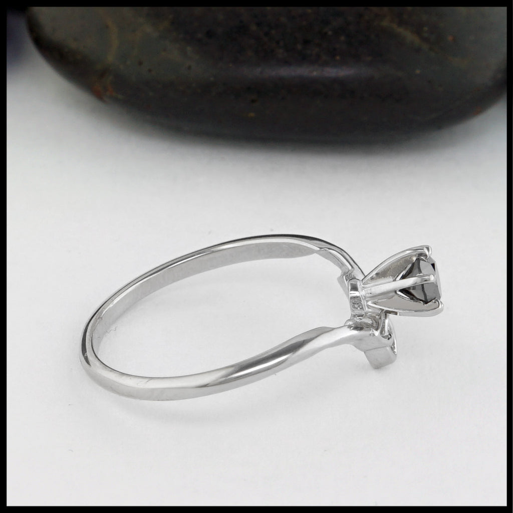 side view of ring with diamond